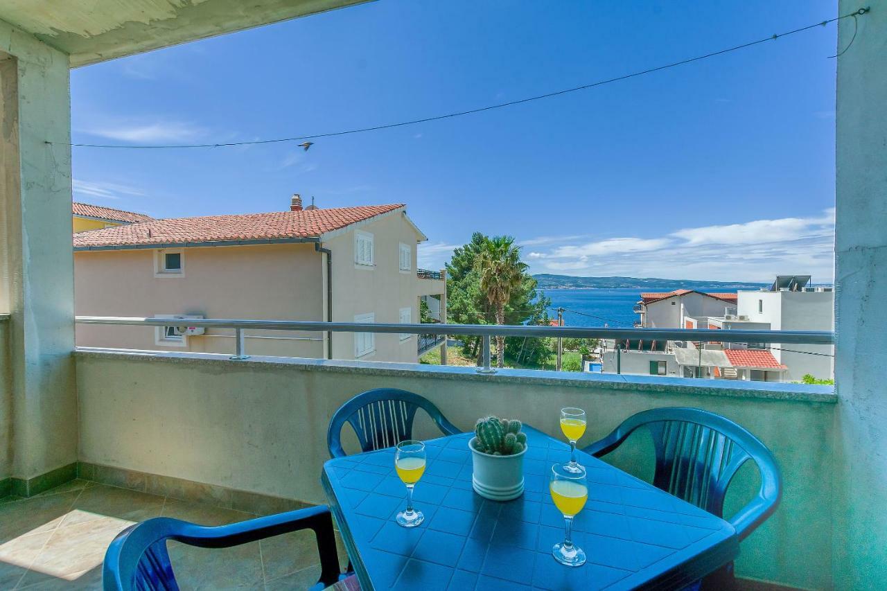 Apartments Kristina Omiš Esterno foto